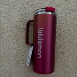 Insulated 20oz Mug in Deep Berry Red with Handle